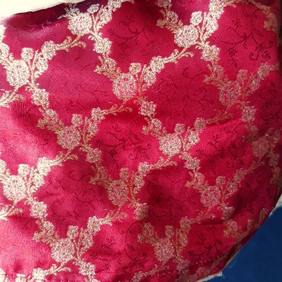 Pakistani very heavy party wear - Picture 5 of 7